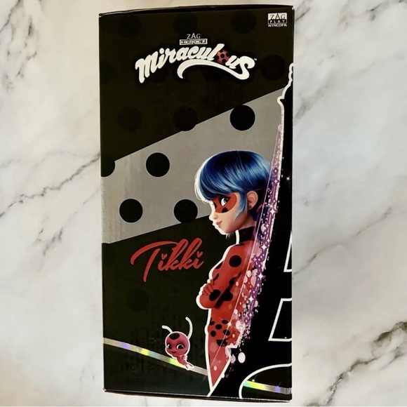Miraculous Ladybug 10″ Kwami Plush Tikki 2023 SDCC Exclusive - Picture 2 of 3